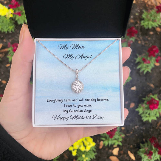 MOM'S STUNNING PENDANT NECKLACE